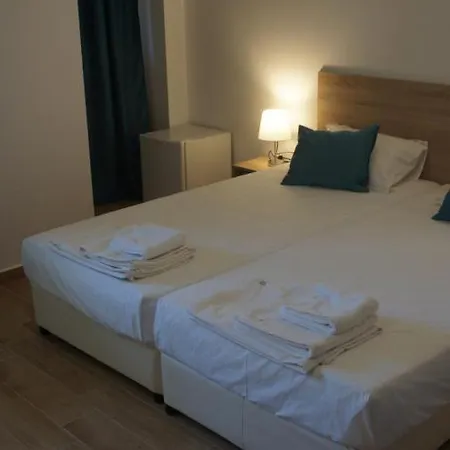 валена град 3* チェルノモレツ