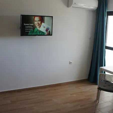 валена град ゲストハウス