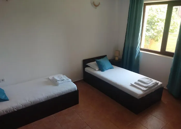 валена град بيت ضيافة تشيرنوموريتس