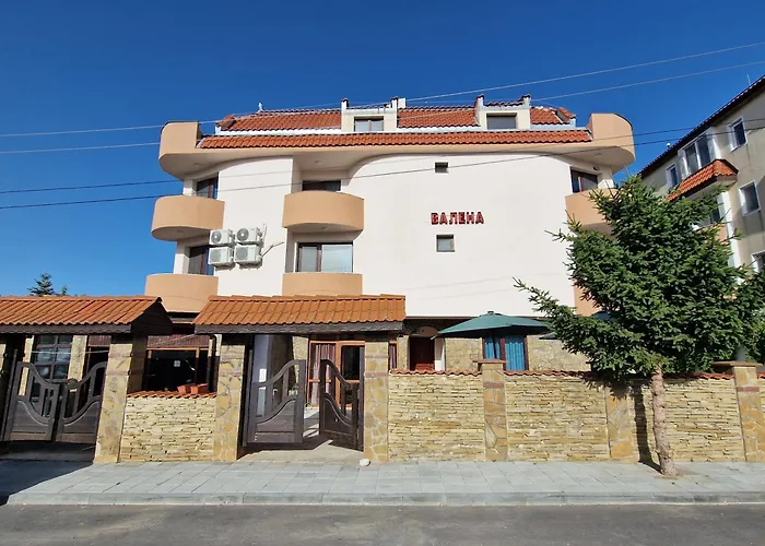 валена град 3* تشيرنوموريتس