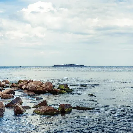 валена град 3* Tjernomorets