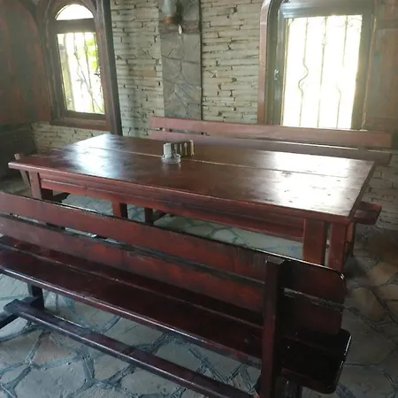 валена град 3*