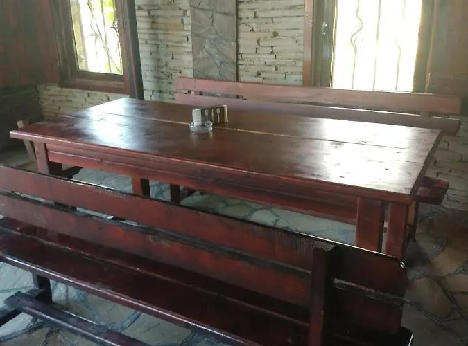 валена град 3*