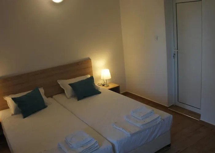 валена град Konukevi 3*