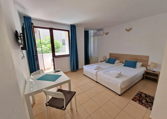 валена град Konukevi