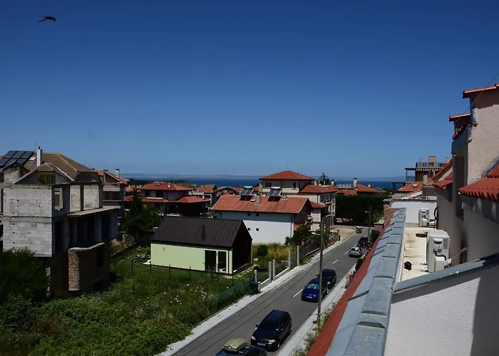 валена град Konukevi Chernomorets