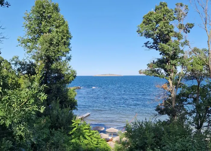 Konukevi валена град 3*